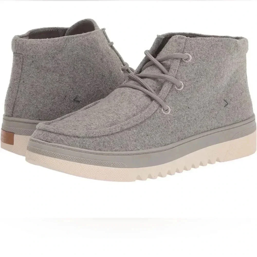 Dr Scholls Get Hyped sneaker boots. Gray. Size 7.5.